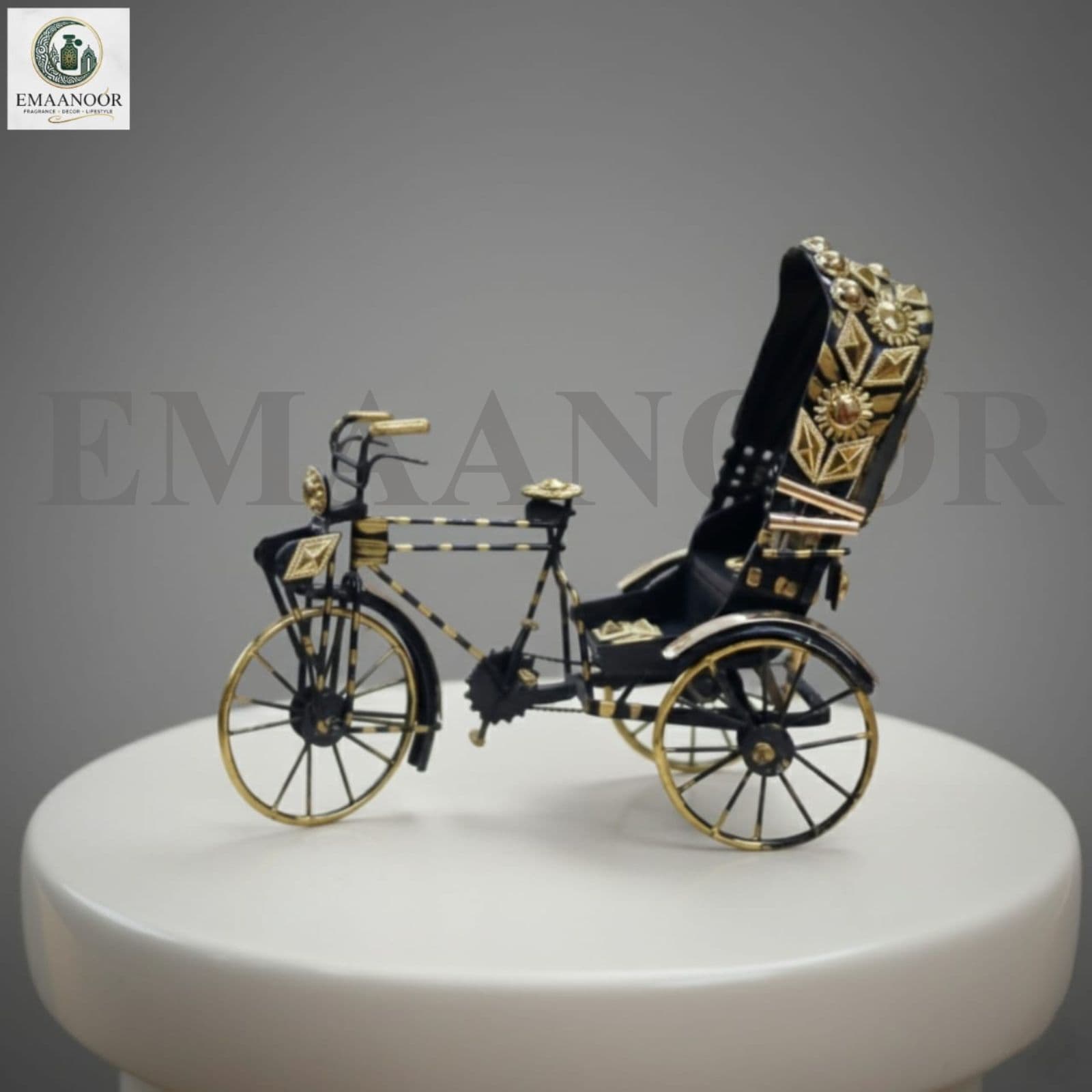 Metal Miniature Replica Ornamented Rickshaw